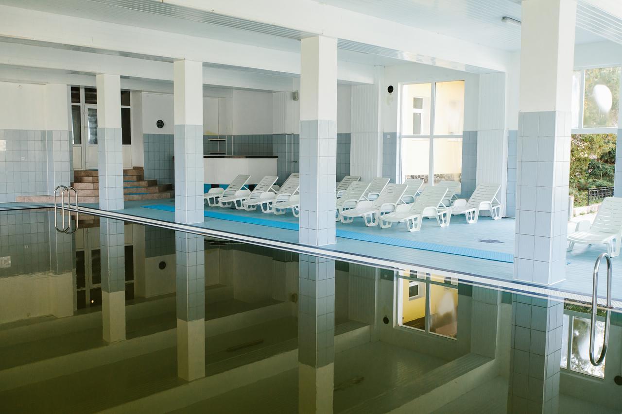 Hotel Dobsi Bázna Kültér fotó